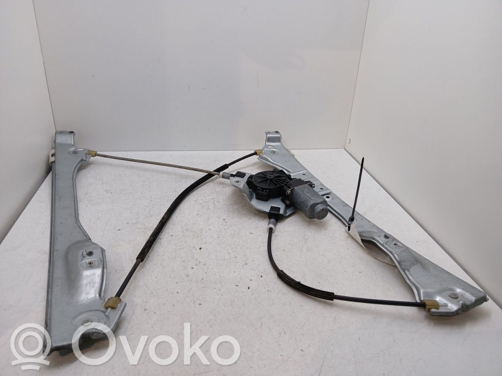 Renault Clio III Alzacristalli della portiera anteriore con motorino 