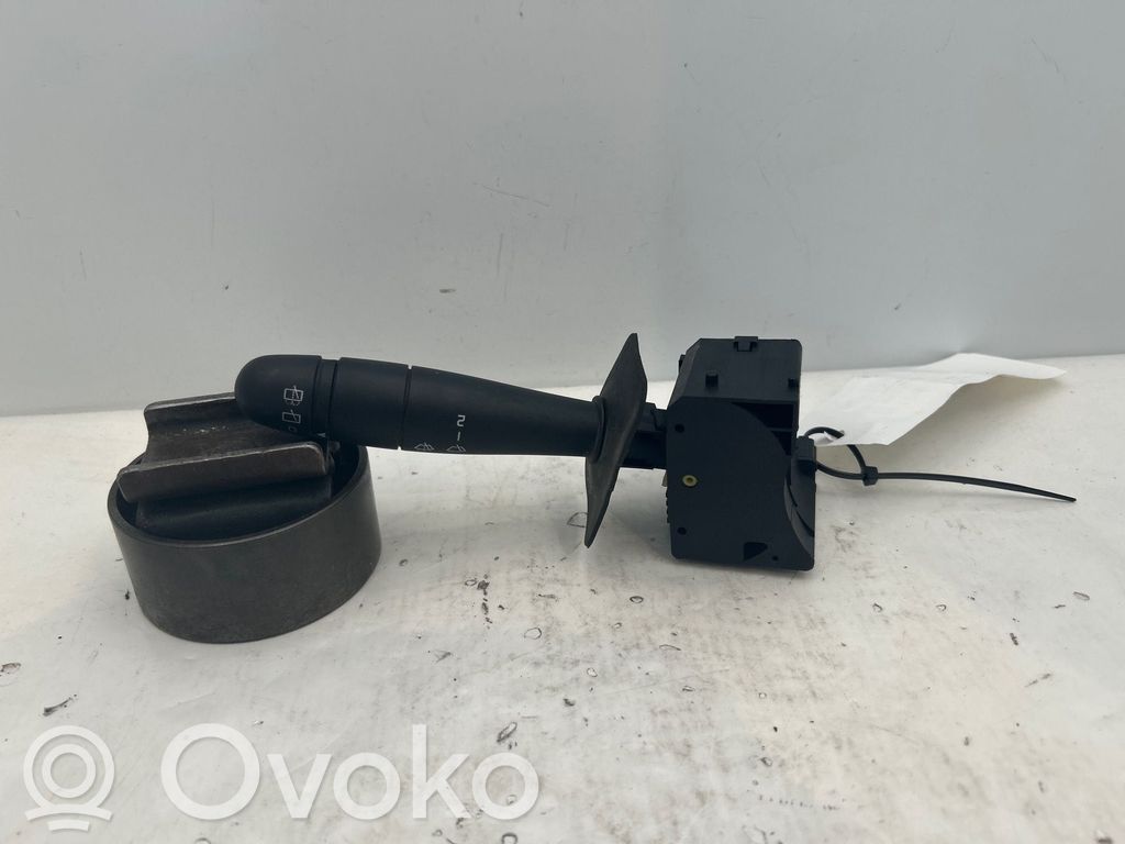 Renault Kangoo I Pyyhkijän vipu