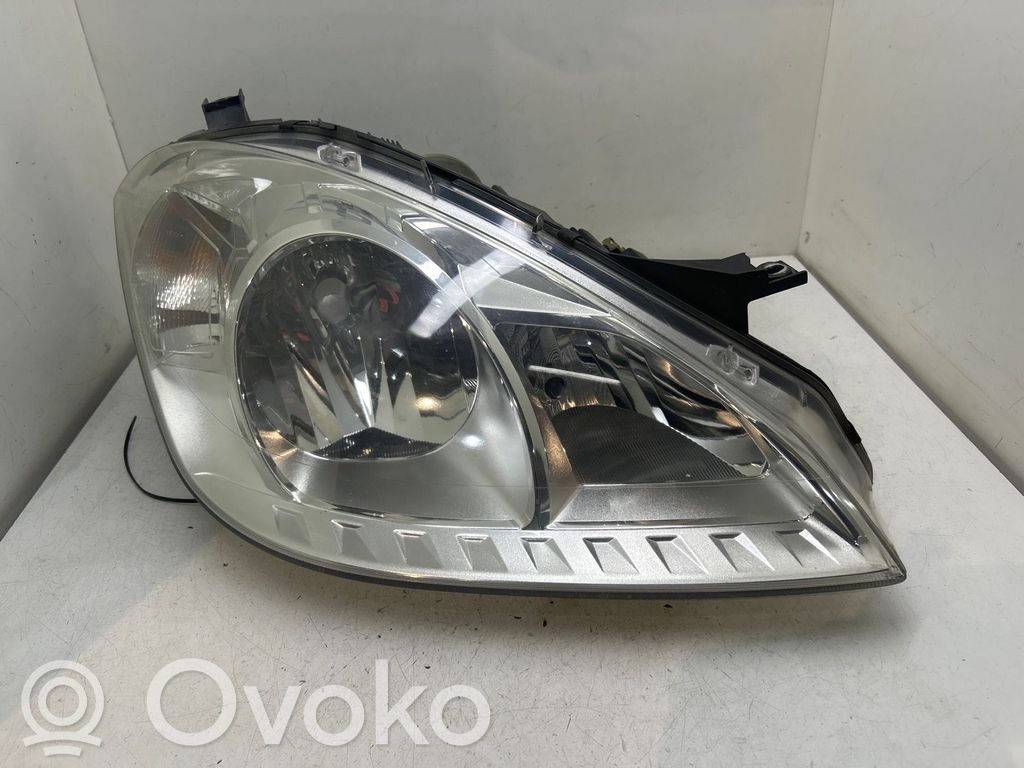 Mercedes-Benz A W169 Phare frontale