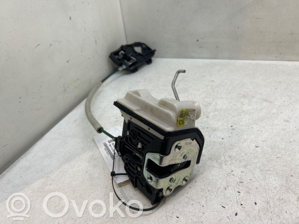 KIA Rio Cerradura de puerta delantera