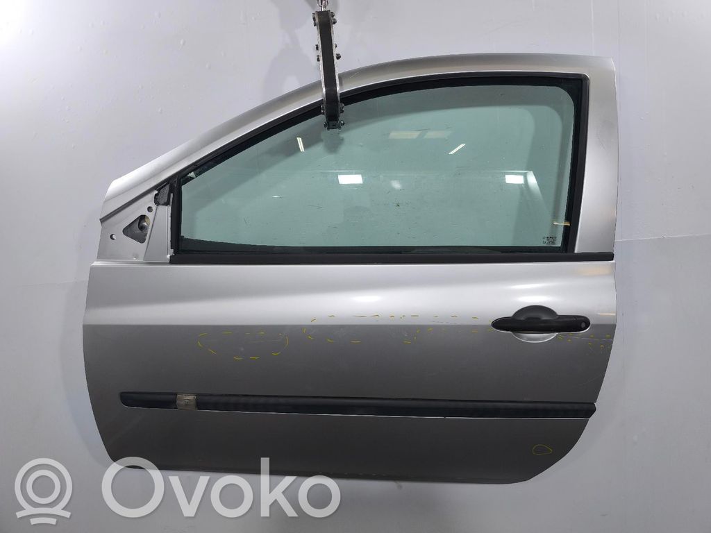 Renault Clio III Priekinės durys 