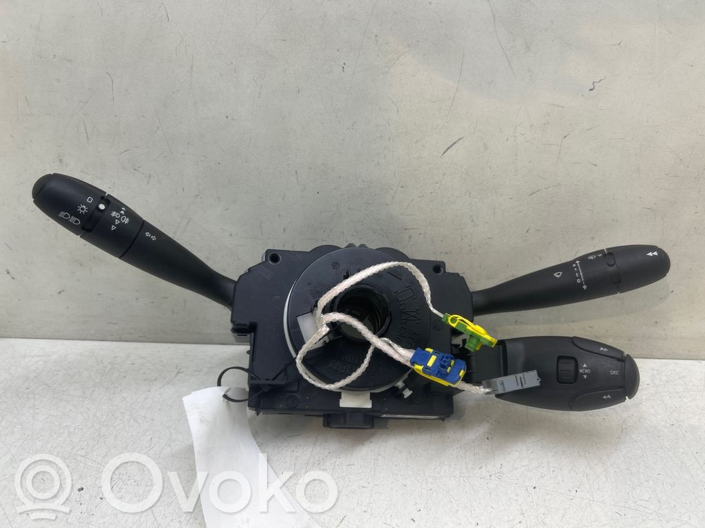 Peugeot 206 CC Interruptor/palanca de limpiador de luz de giro