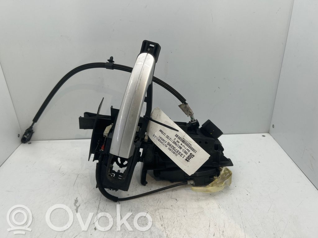 Ford C-MAX II Takaoven lukko 