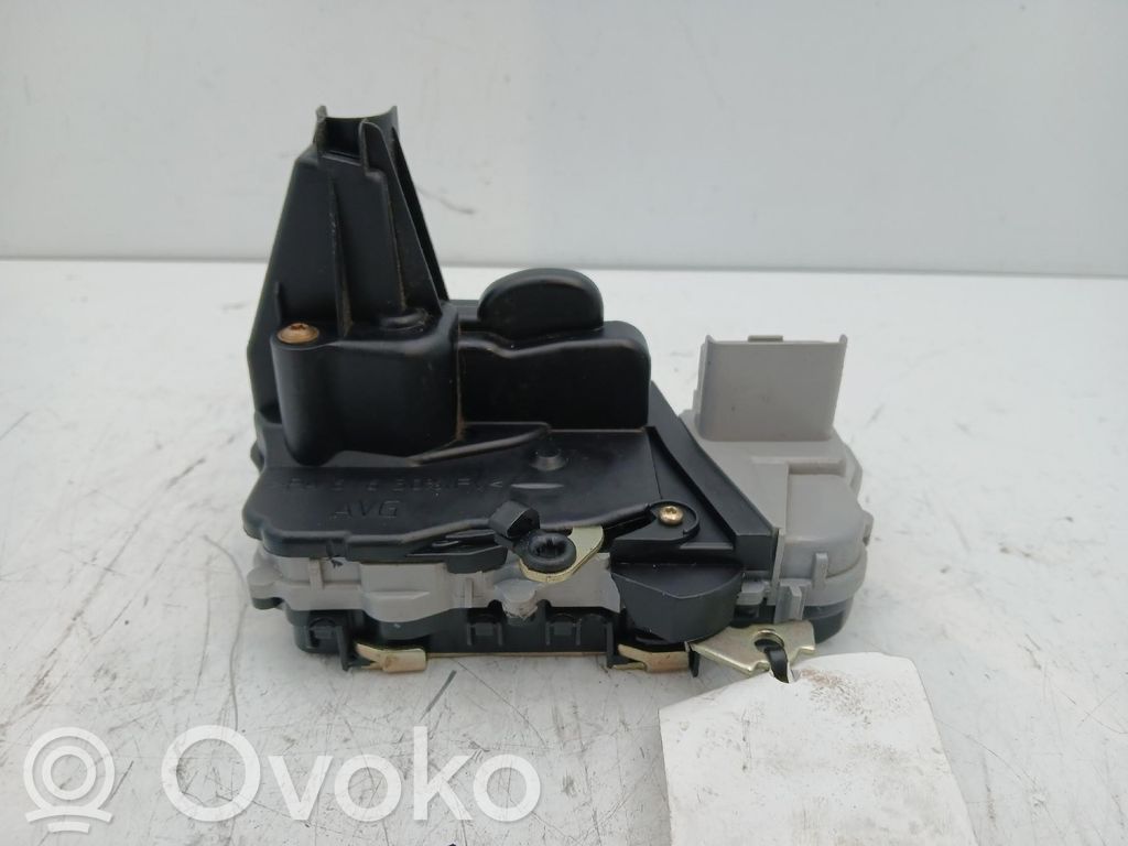 Peugeot 307 Cerradura de puerta delantera