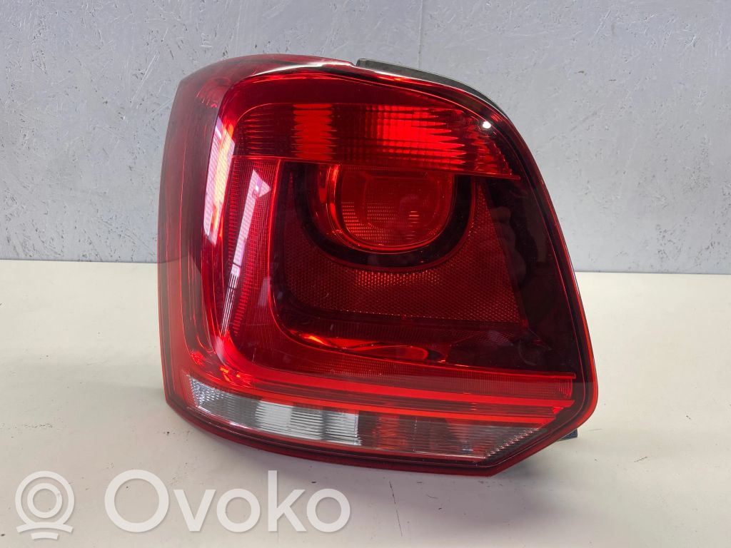 Volkswagen Polo V 6R Lampa tylna 