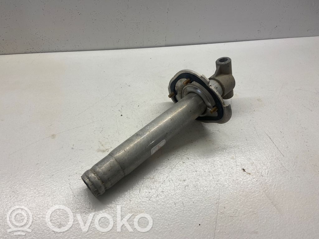 BMW 5 E39 Amortiguador del parachoques trasero 
