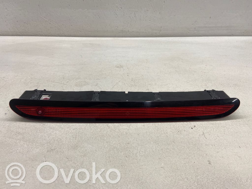Volkswagen Touran III Trzecie światło stop 