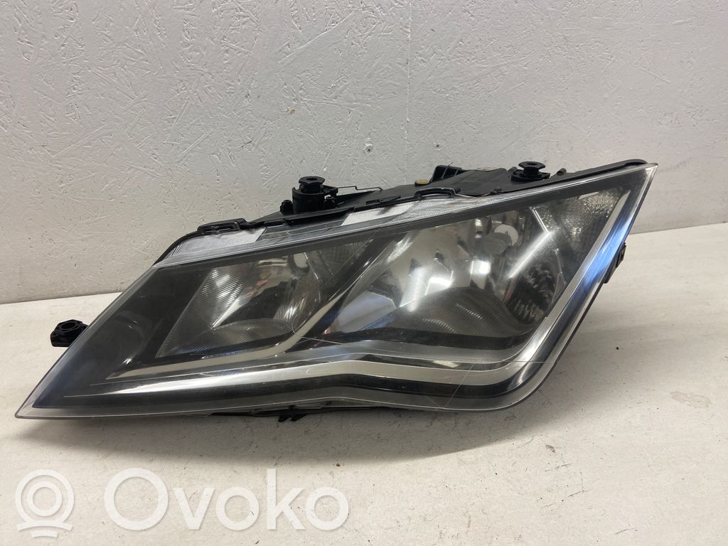Seat Leon (5F) Headlight/headlamp 