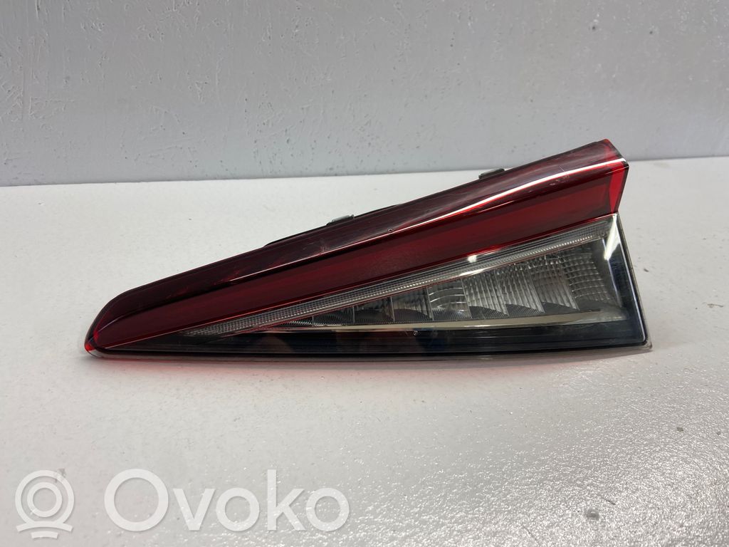 Skoda Enyaq iV Lampy tylnej klapy bagażnika 