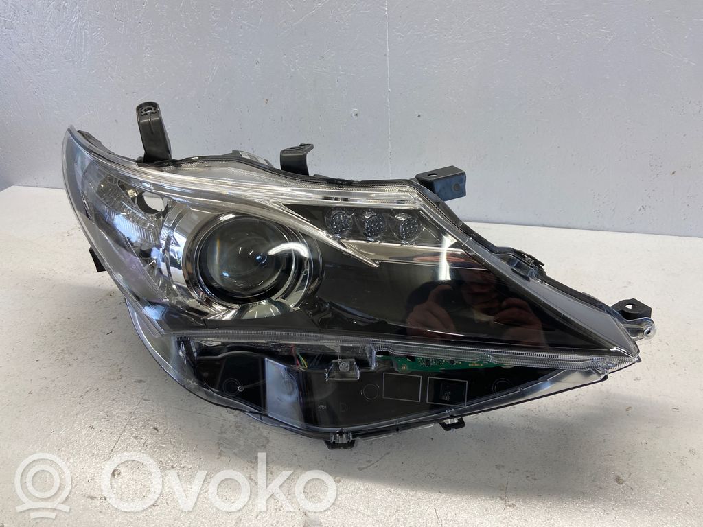 Toyota Auris E180 Scheinwerfer 