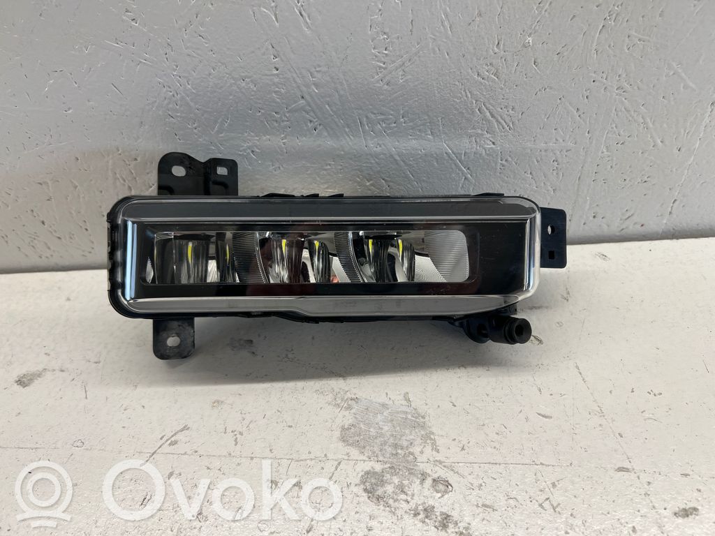 BMW 3 G20 G21 Światło przeciwmgłowe przednie 