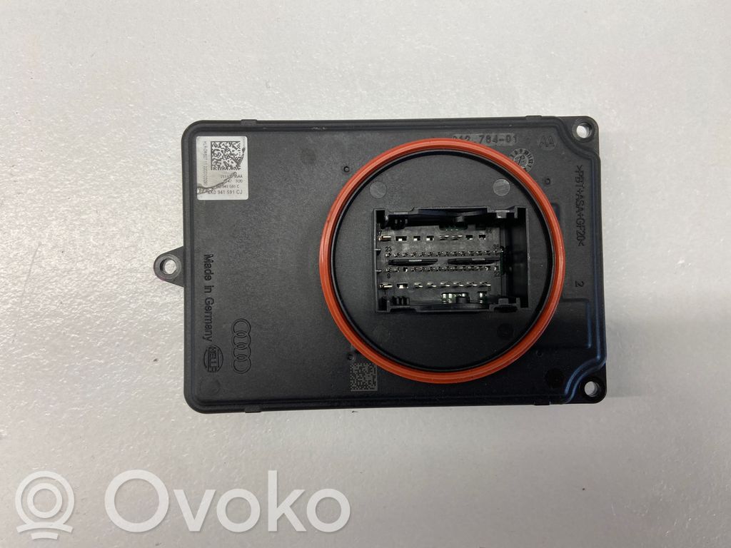 Audi A3 8Y Lastre de faros xenón 
