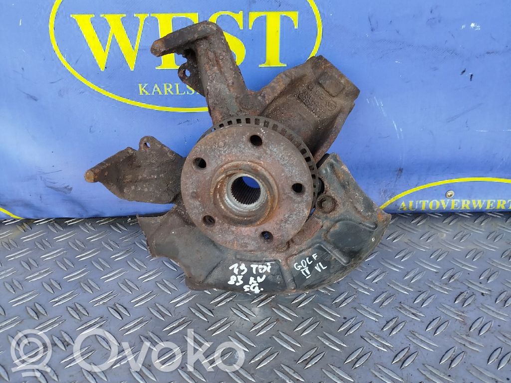 Volkswagen Golf IV Zwrotnica koła przedniego 