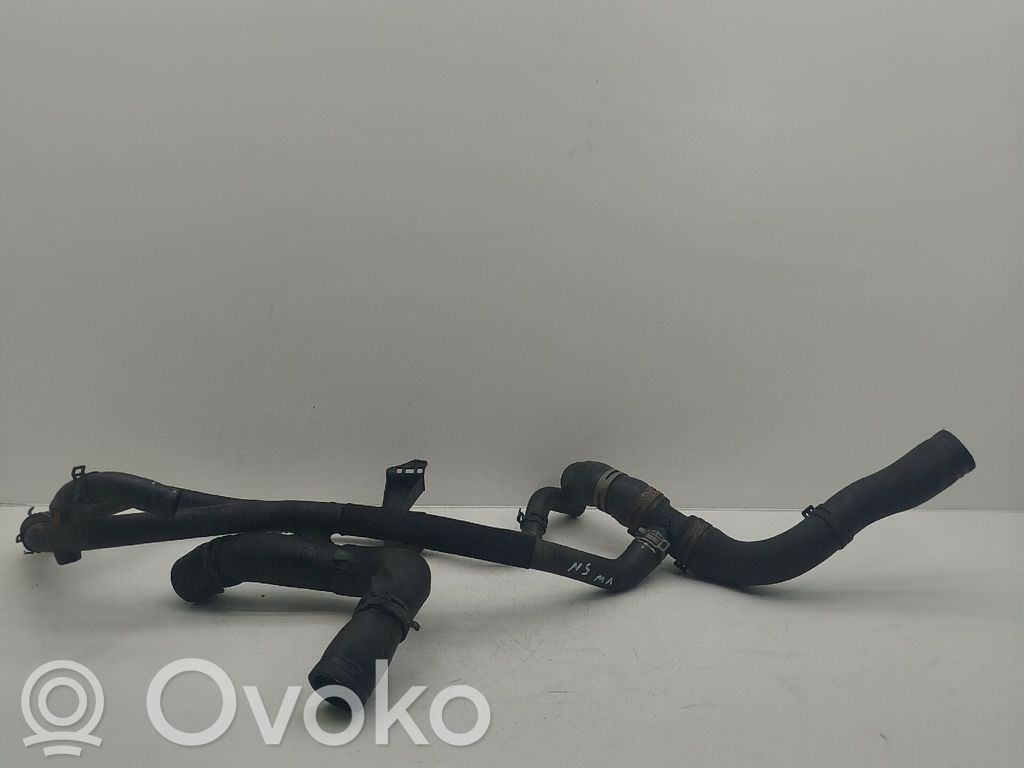 Volkswagen Tiguan Przewód / Wąż chłodnicy 