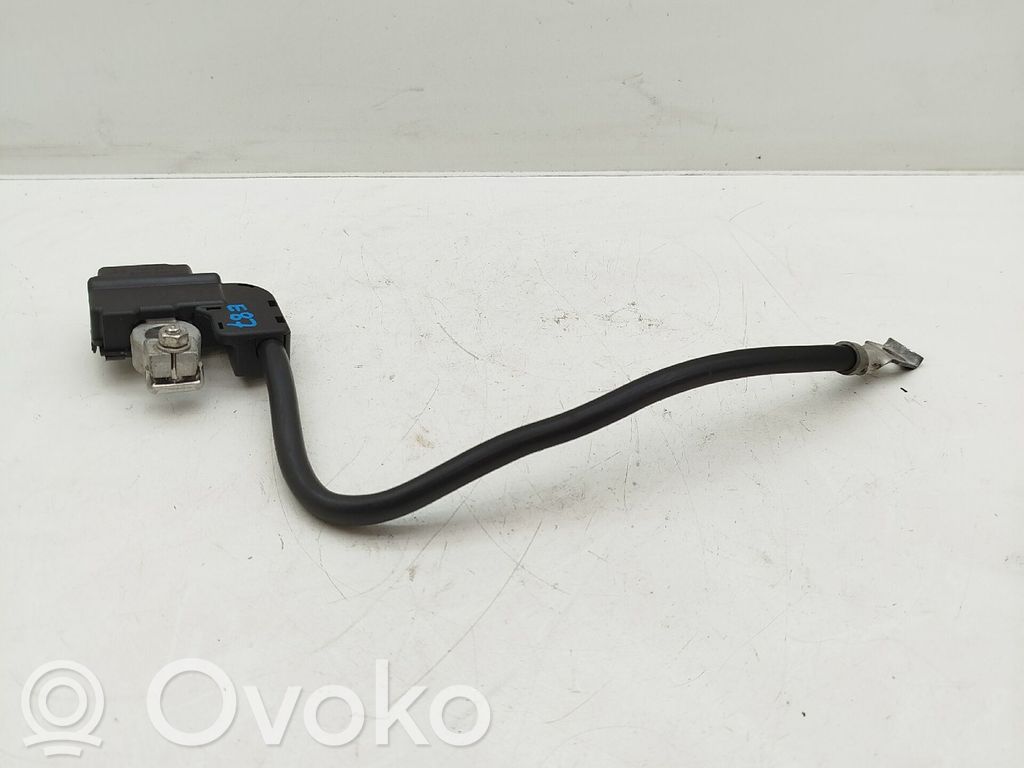 BMW 1 E81 E87 Maakaapeli, akku 