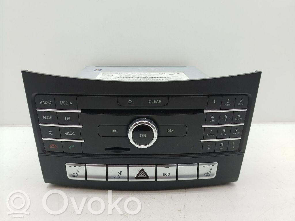 Mercedes-Benz E W212 Unitate principală radio/CD/DVD/GPS 
