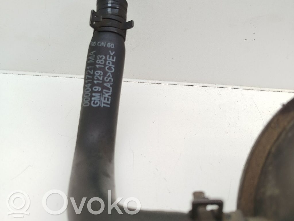Opel Corsa C Ilmansuodattimen kotelo 