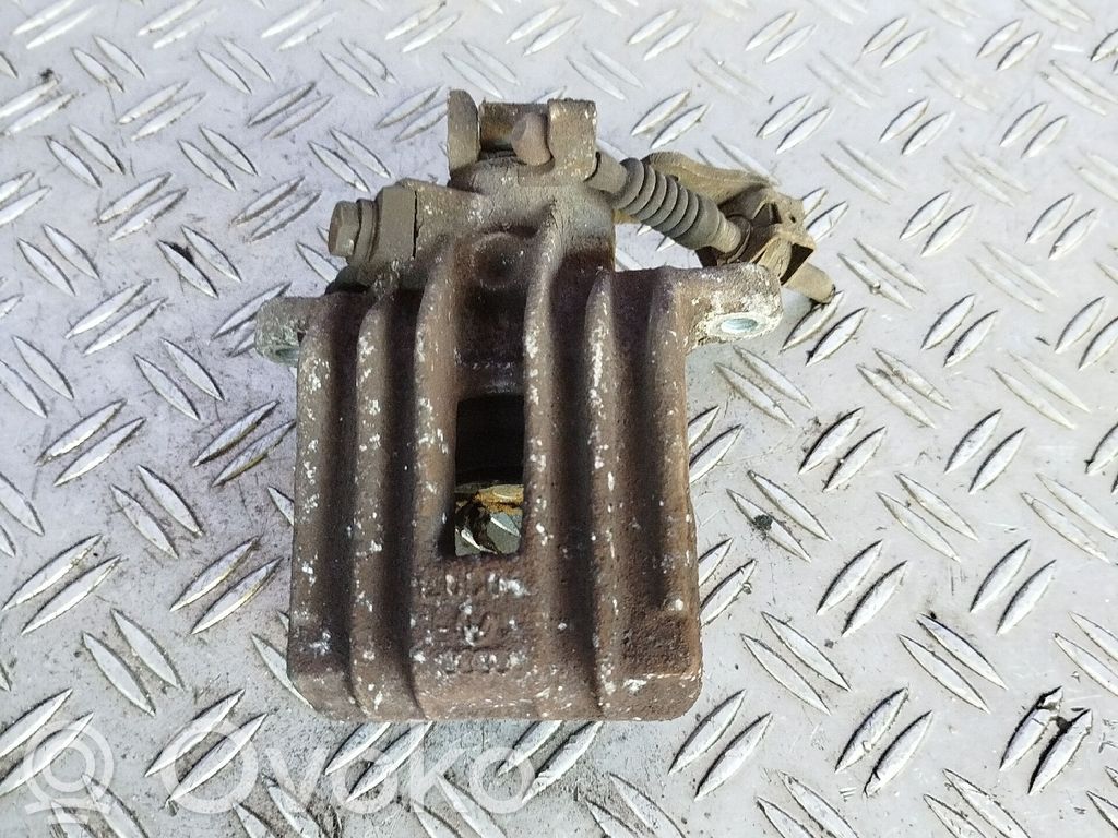 Opel Corsa C Etujarrusatula 