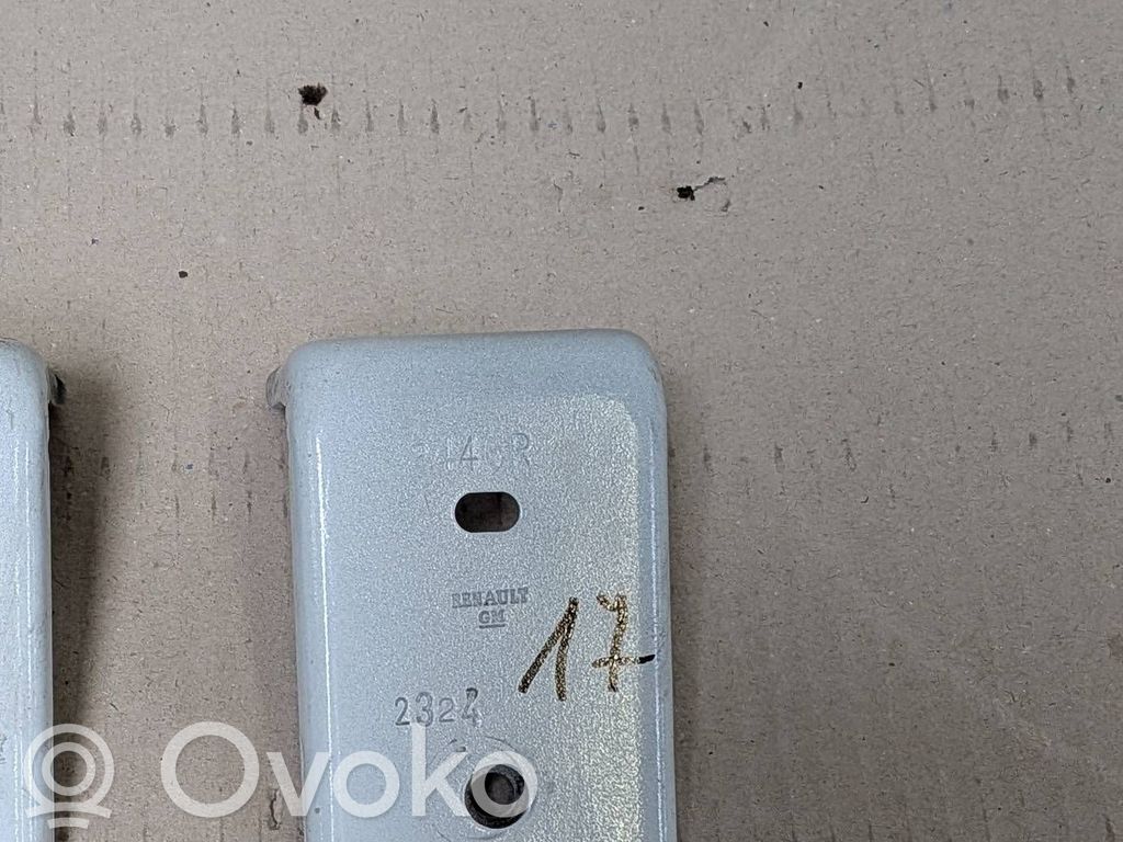 Radiator support slam panel bracket   2446R