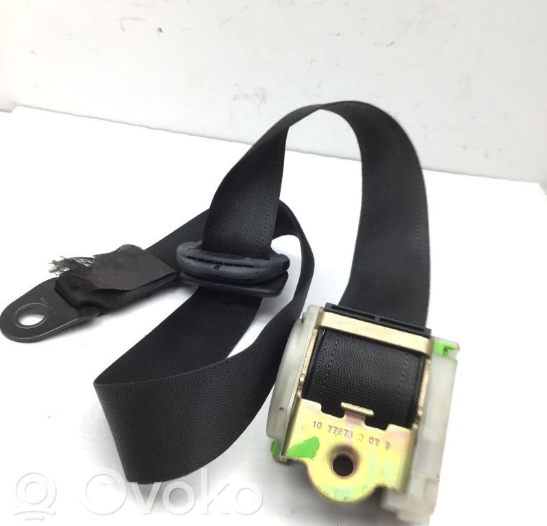Opel Corsa B Hebilla del cinturón delantero 