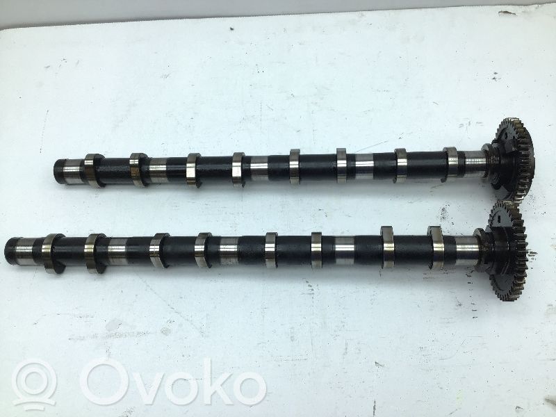 BMW 1 E81 E87 Camshaft 