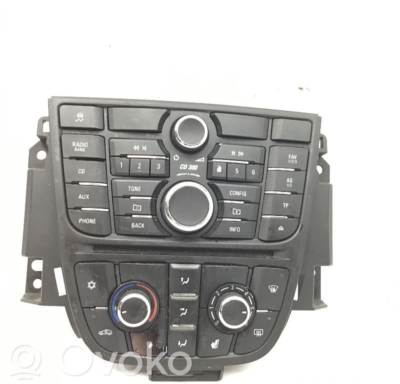 Opel Astra J Climate control unit 