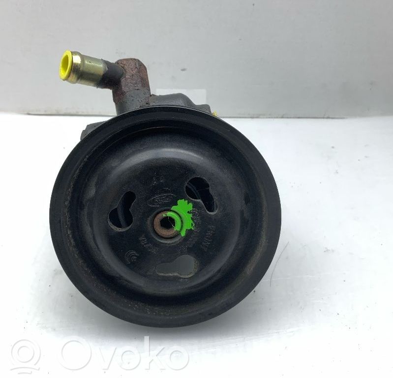 Ford Fusion Ohjaustehostimen pumppu 