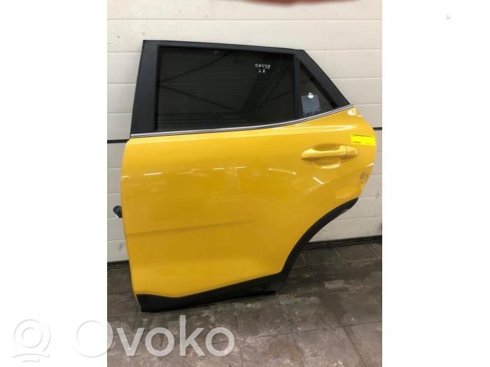 Galinės durys   77003H8400