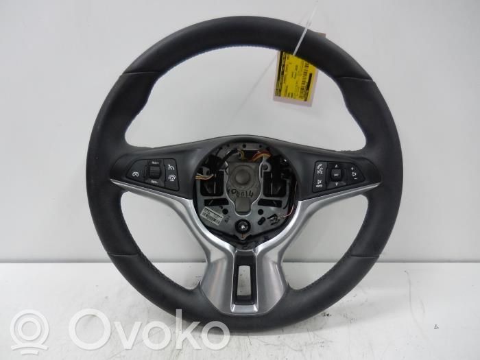 Lenkrad   13357746