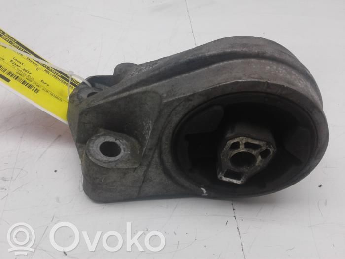Vauxhall Antara Engine mounting bracket 