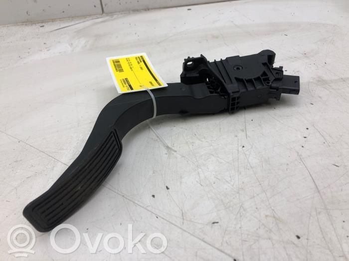 Gaspedal   6PV01402100
