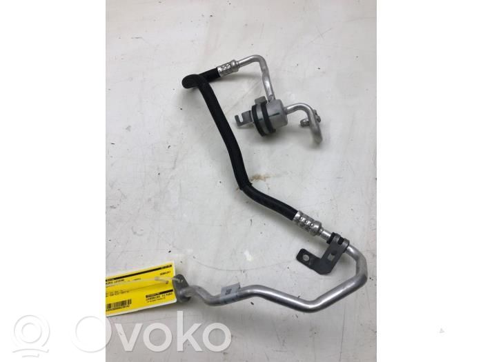 Ilmastointilaitteen putki (A/C)   924905575R