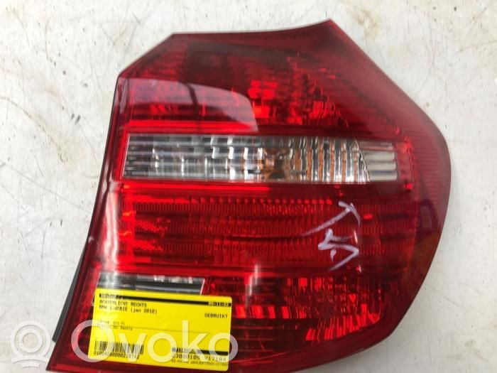 Rear/tail lights   715435605
