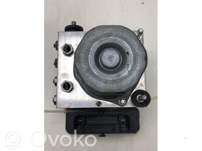 Mercedes-Benz B W246 W242 ABS-pumppu 