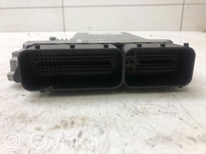 Unidad de control/módulo del motor   7801710