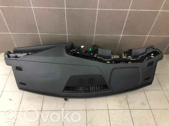 Opel Astra L Deska rozdzielcza 