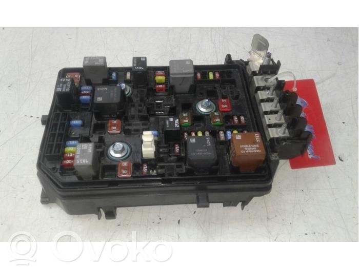 Vauxhall Astra K Módulo de fusible 
