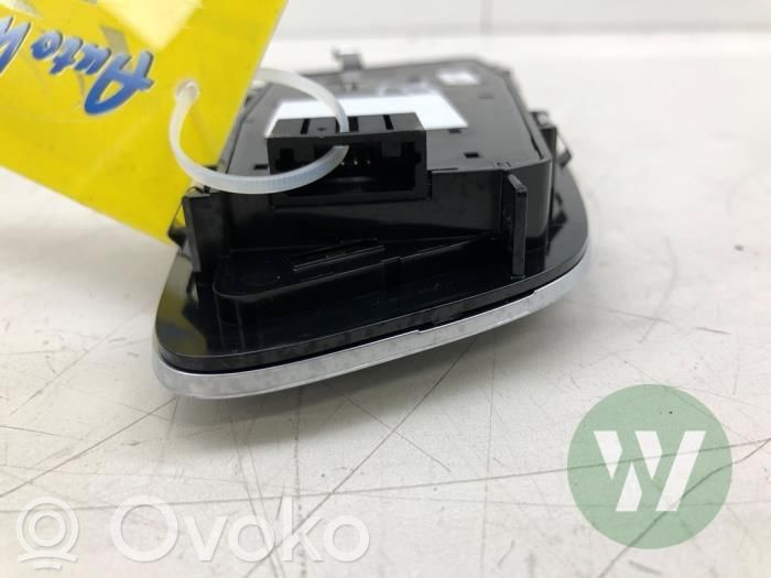 Renault Megane E-Tech Interruptor de control del asiento 