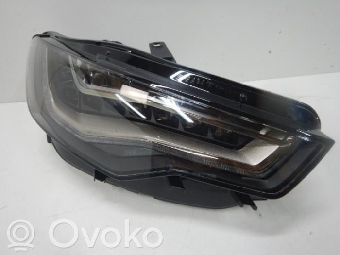 Audi RS6 Lampa przednia 