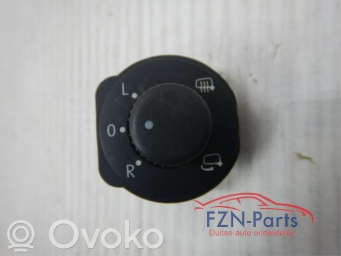 Volkswagen Beetle 1200 Wing mirror switch 