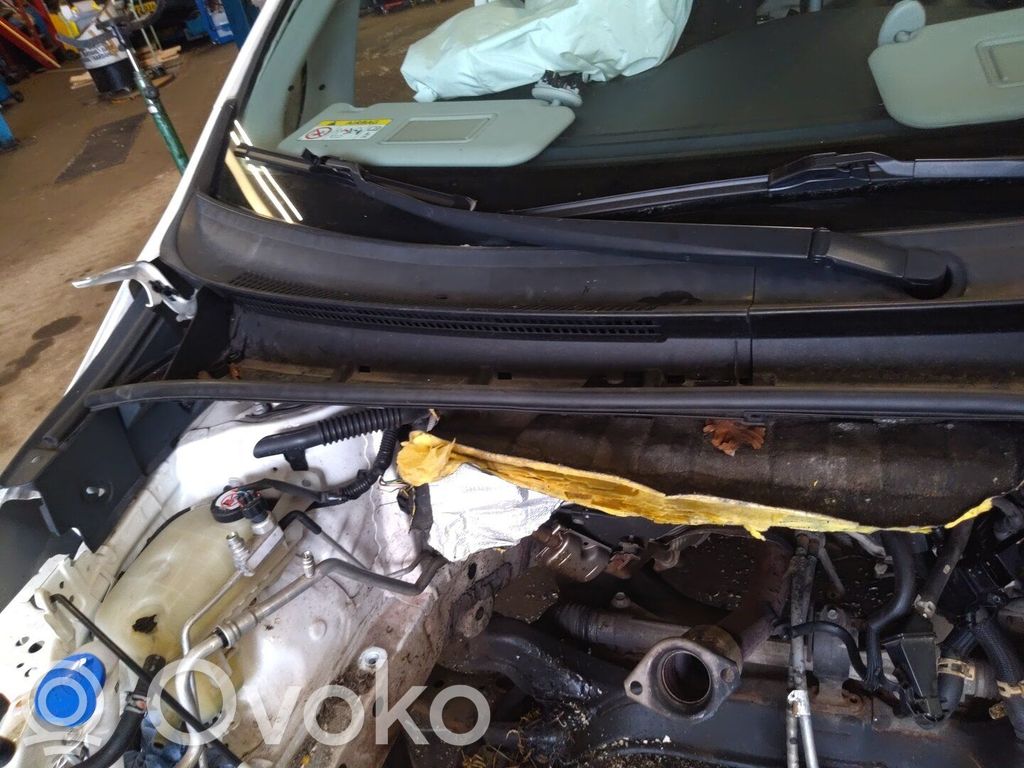 Toyota Verso Wiper trim 