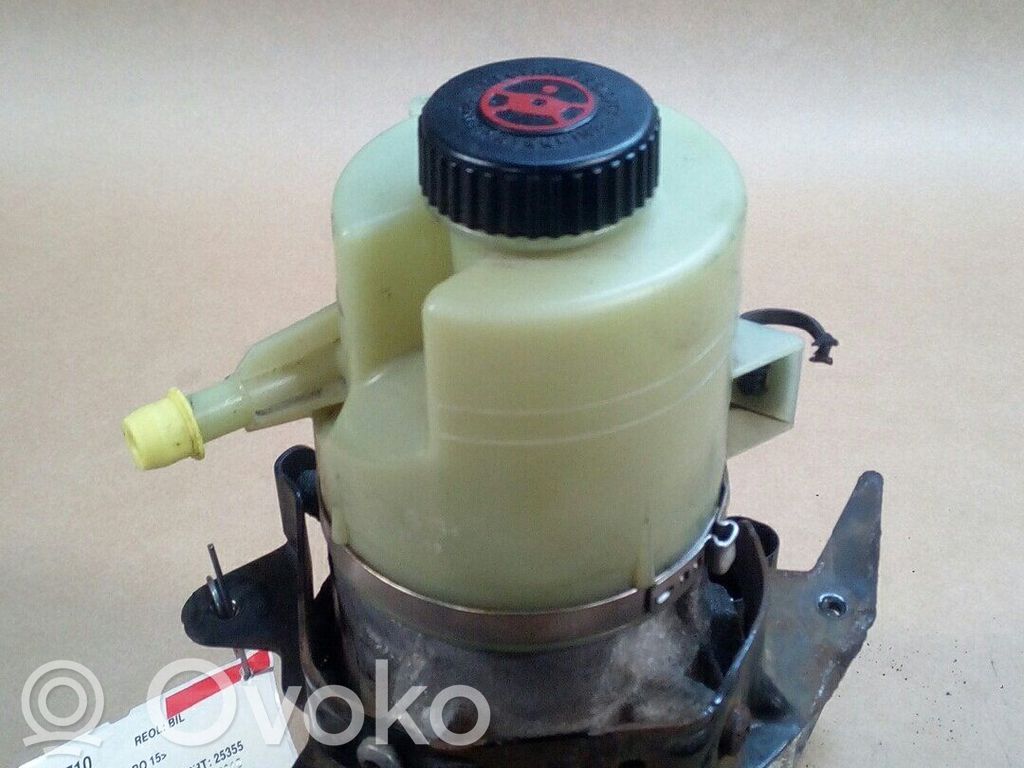 Opel Vivaro Ohjaustehostimen pumppu 