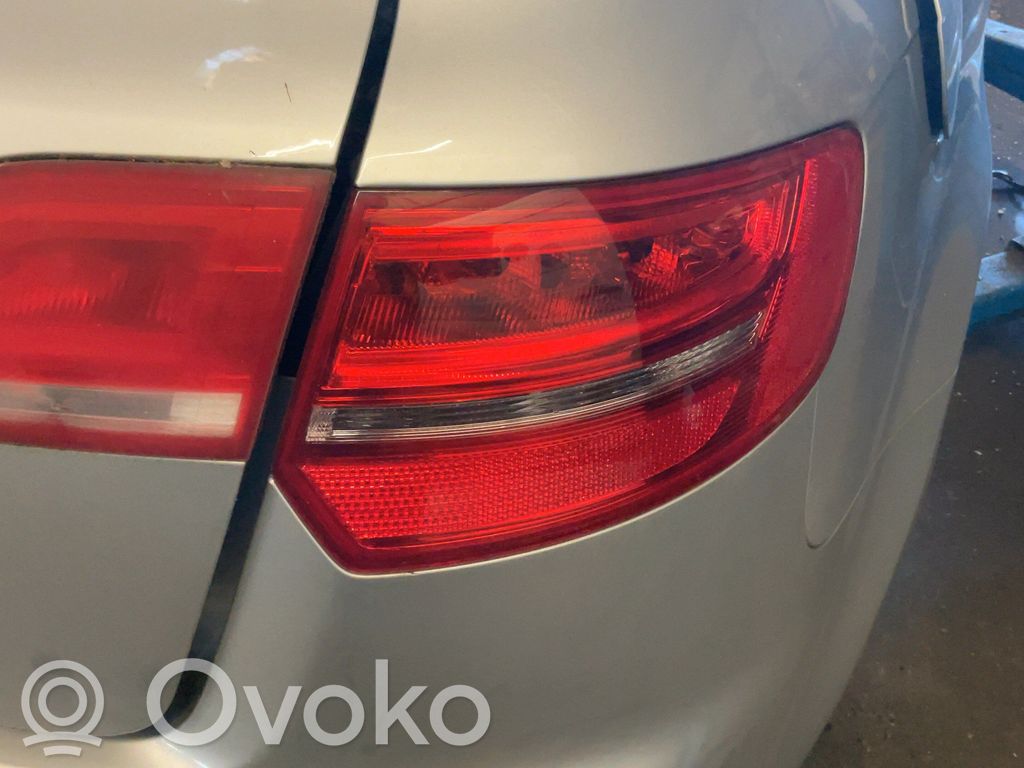 Audi A3 S3 A3 Sportback 8P Takavalon polttimo 