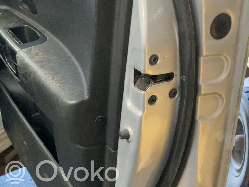 KIA Ceed Centrālās atslēgas motoriņš 
