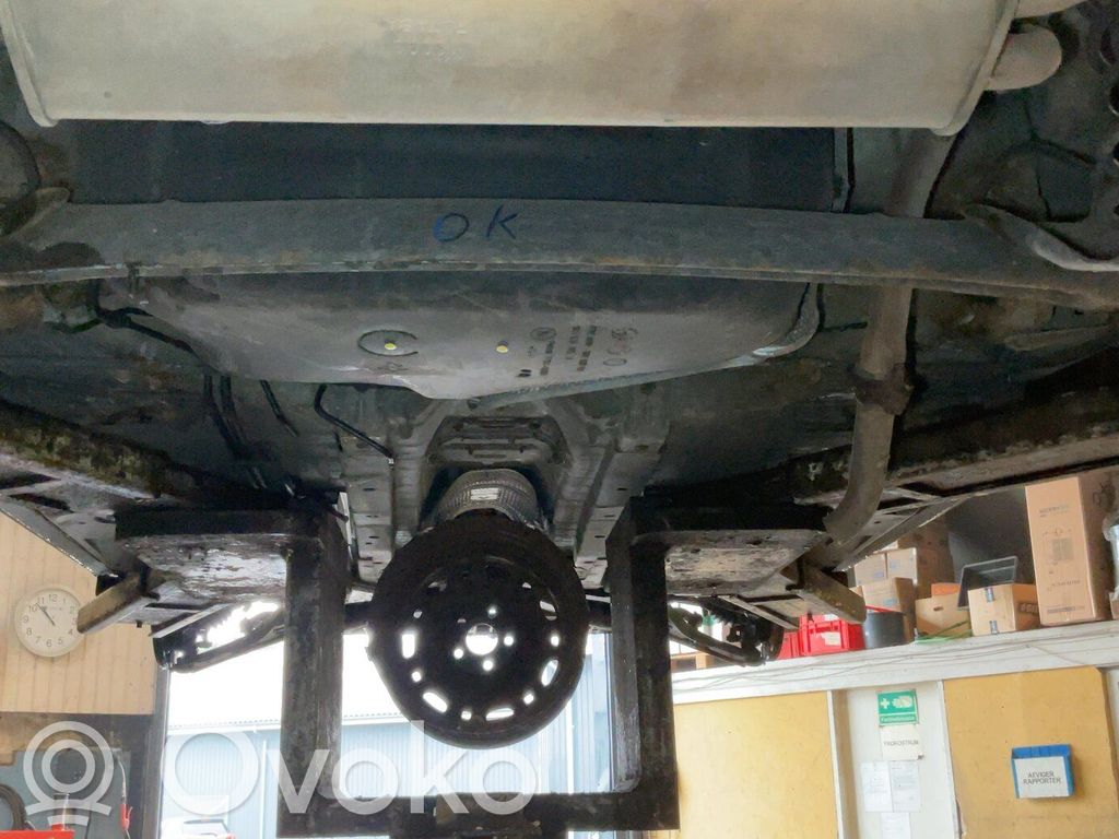 Eje trasero   B000768280,B000768280