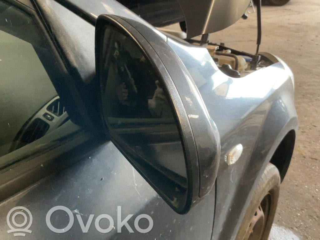 KIA Ceed Spogulis (elektriski vadāms) 