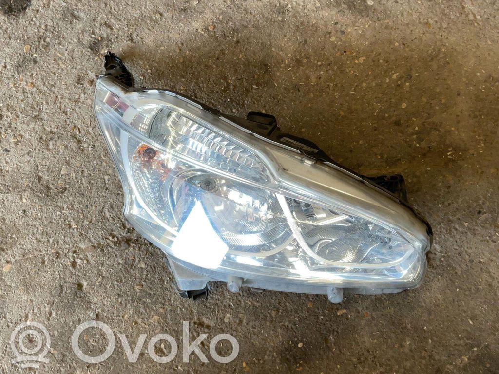 Peugeot 208 I Scheinwerfer 