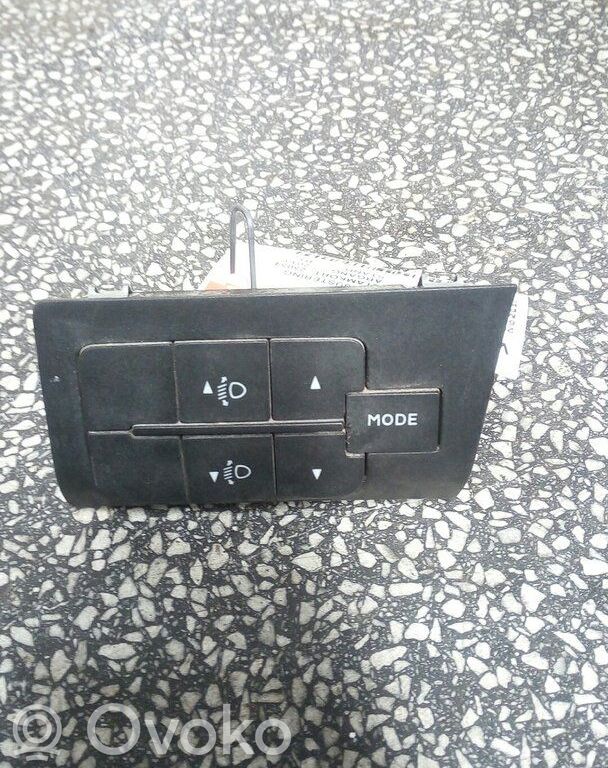Fiat Ducato Headlight level height control switch 