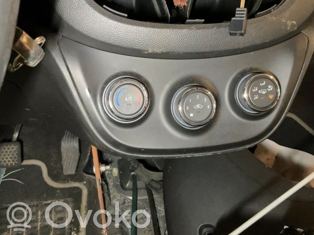 Opel Karl Climate control unit 