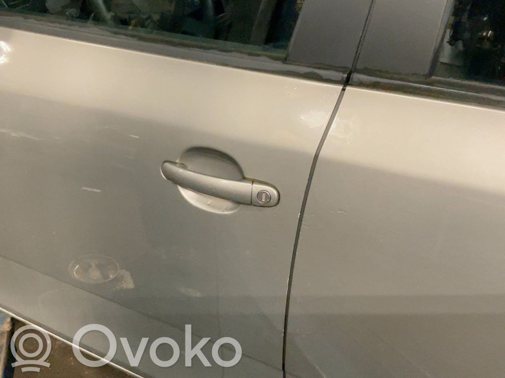 Skoda Fabia Mk2 (5J) Rankena atidarymo išorinė 